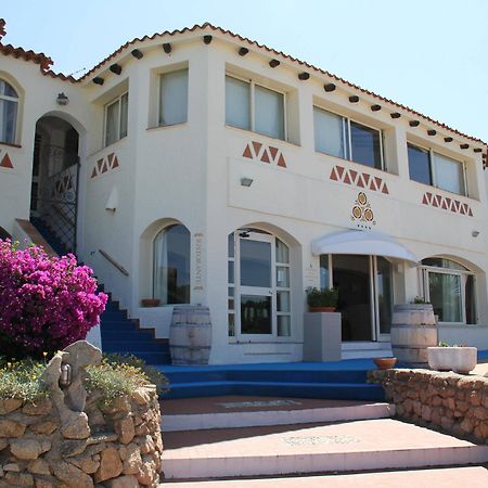 Hotel 3 Botti Байя-Сардинія Екстер'єр фото