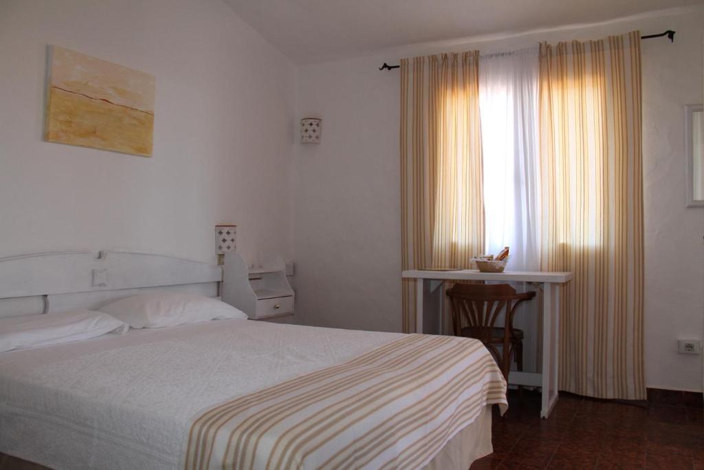 Hotel 3 Botti Байя-Сардинія Номер фото