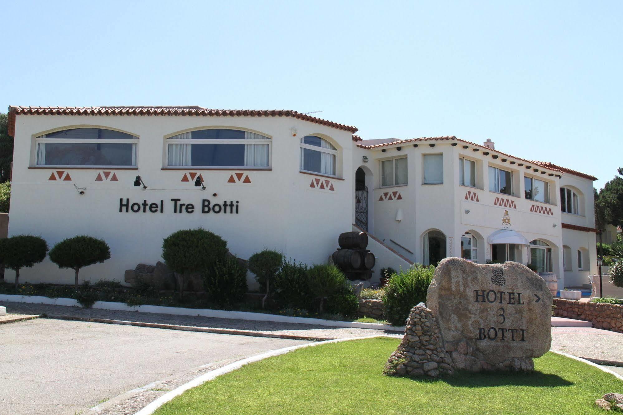 Hotel 3 Botti Байя-Сардинія Екстер'єр фото
