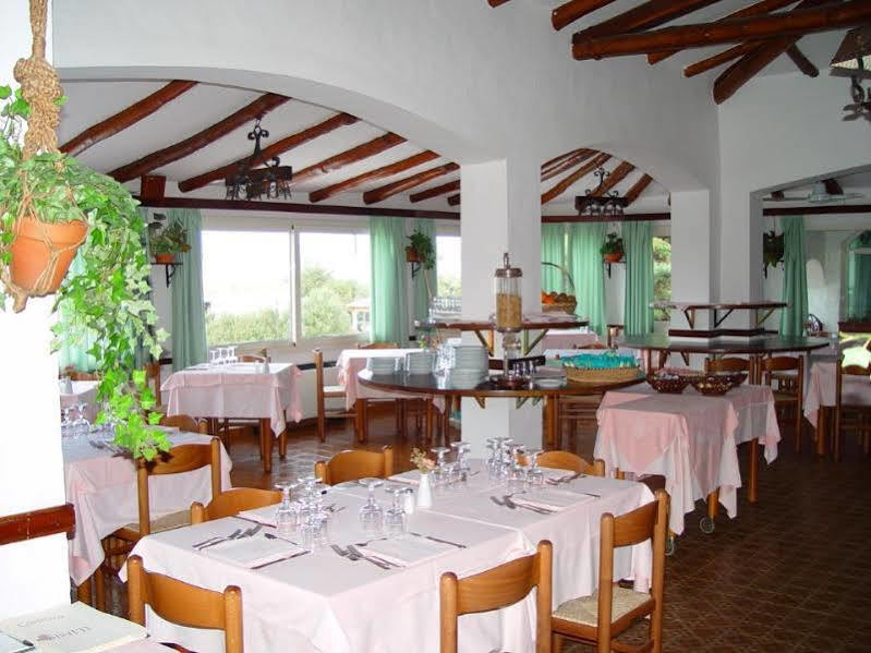 Hotel 3 Botti Байя-Сардинія Екстер'єр фото